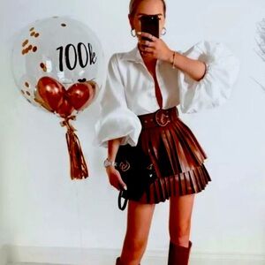 Zara plea  mini skirt